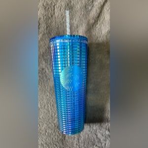 Overseas Starbucks oil slick grid tumbler